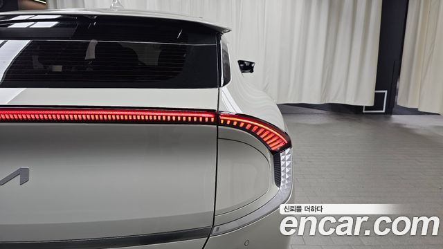 Kia EV6 2022 — photo 9