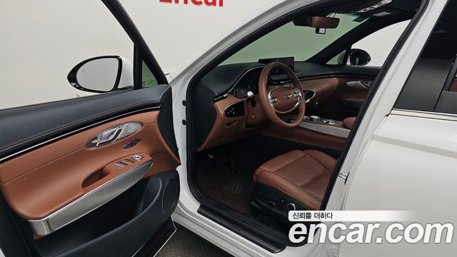 Genesis GV70 2024 — photo 13