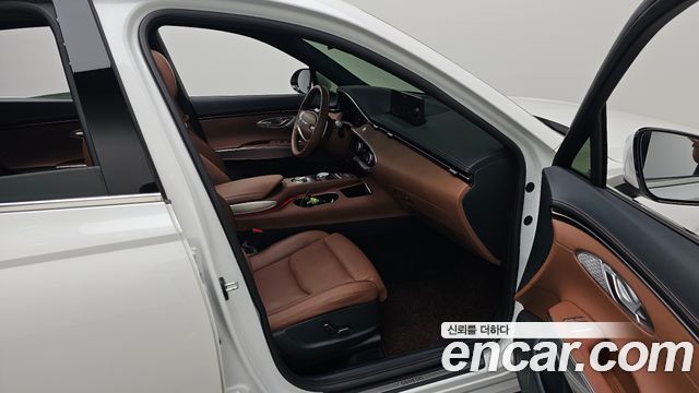 Genesis GV70 2024 — photo 17