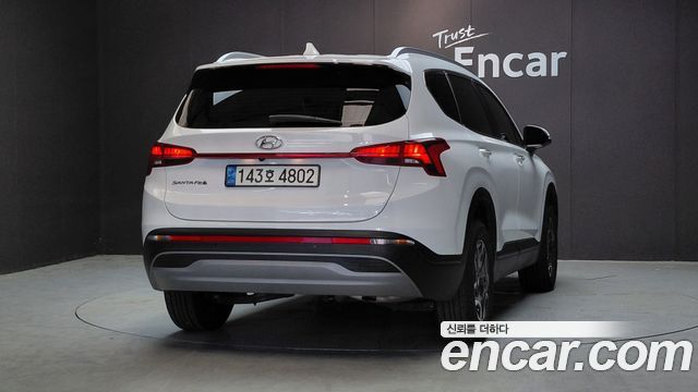 Hyundai Santafe 2022 — photo 2