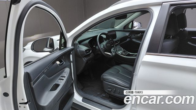 Hyundai Santafe 2022 — photo 13
