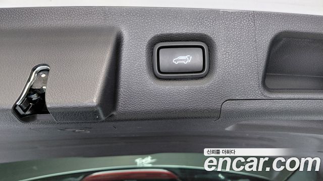 Hyundai Santafe 2022 — photo 19