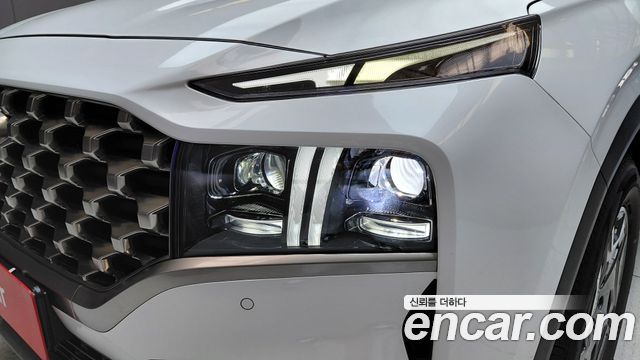 Hyundai Santafe 2022 — photo 8