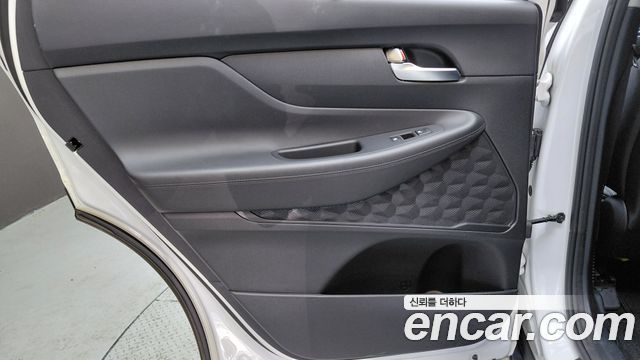 Hyundai Santafe 2022 — photo 15