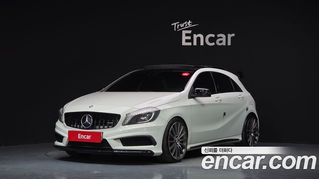 Mercedes-Benz A-Class 2015 — photo 1
