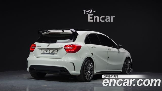 Mercedes-Benz A-Class 2015 — photo 2