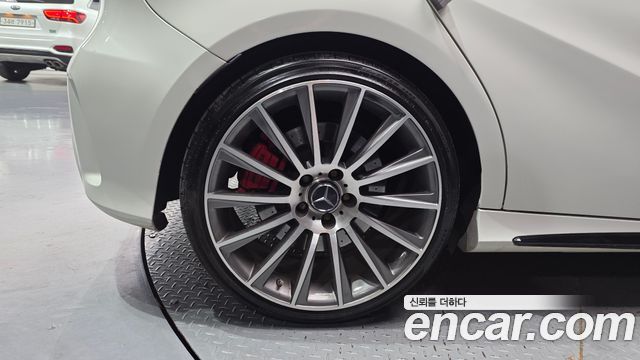 Mercedes-Benz A-Class 2015 — photo 5