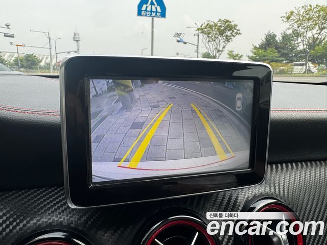 Mercedes-Benz A-Class 2015 — photo 18