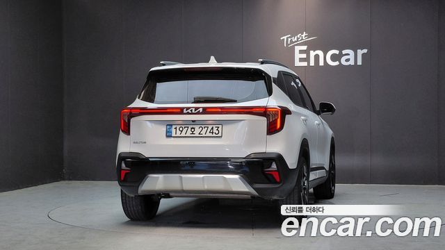 Kia Seltos 2023 — photo 4