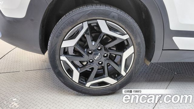 Kia Seltos 2023 — photo 5
