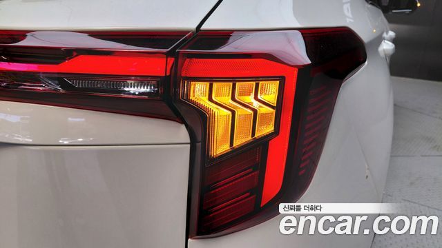 Kia Seltos 2023 — photo 9