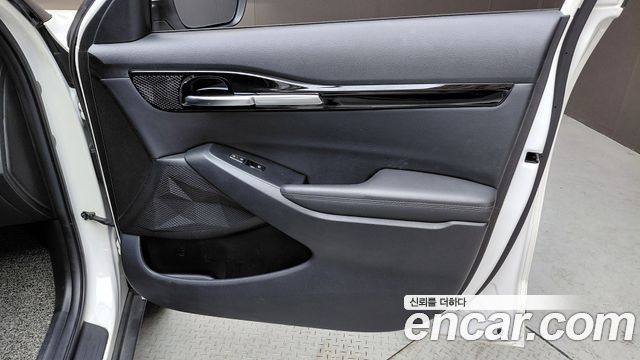 Kia Seltos 2023 — photo 14