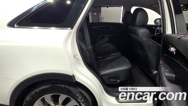 Kia Sorento 2019 — photo 17