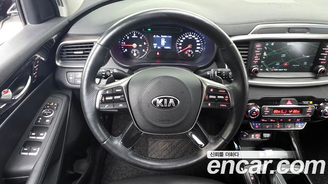Kia Sorento 2019 — photo 21