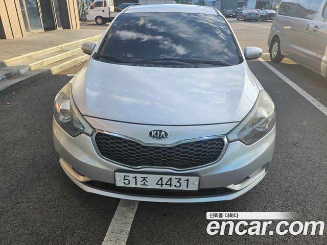 Kia K3 2015 — photo 1