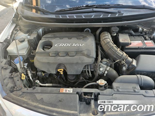 Kia K3 2015 — photo 9