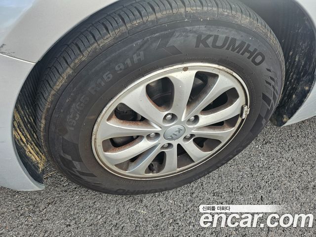 Kia K3 2015 — photo 10