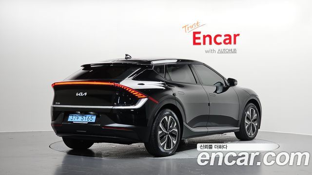 Kia EV6 2022 — photo 2
