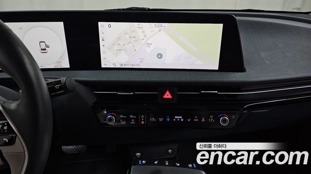 Kia EV6 2022 — photo 21