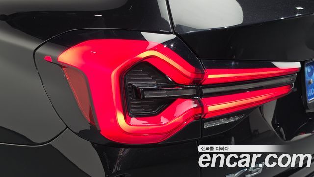 BMW X3 2022 — photo 9