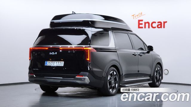 Kia Canival 2025 — photo 2
