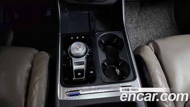 Kia Canival 2025 — photo 12
