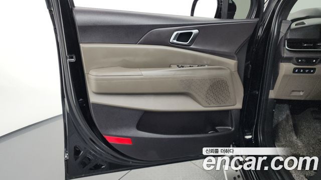 Kia Canival 2025 — photo 15