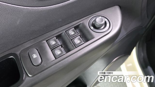 Renault Korea QM3 2016 — photo 16