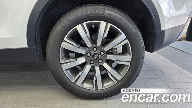 Land Rover Discovery Sport 2018 — photo 7