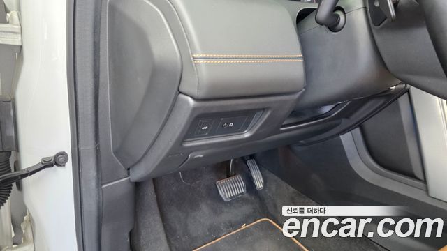 Land Rover Discovery Sport 2018 — photo 29