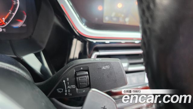 BMW Z4 2021 — photo 17
