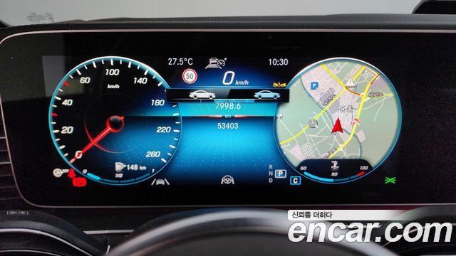 Mercedes-Benz GLE-Class 2023 — photo 11