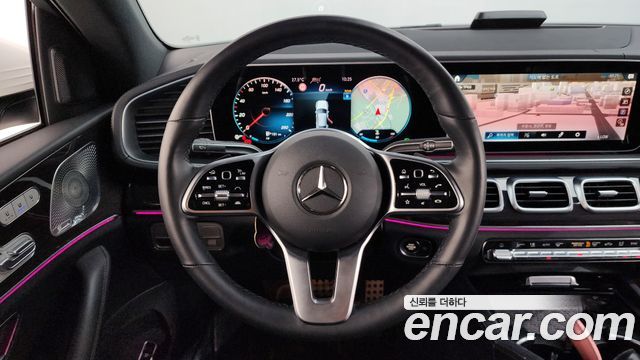 Mercedes-Benz GLE-Class 2023 — photo 18
