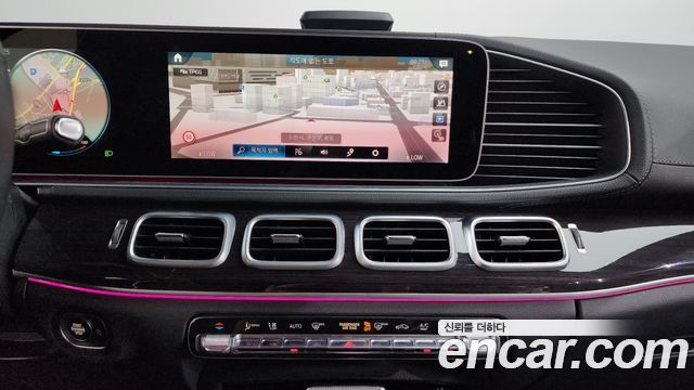 Mercedes-Benz GLE-Class 2023 — photo 19