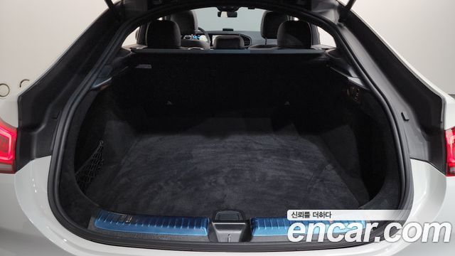 Mercedes-Benz GLE-Class 2023 — photo 25