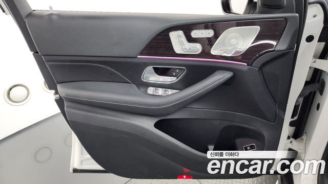 Mercedes-Benz GLE-Class 2023 — photo 14