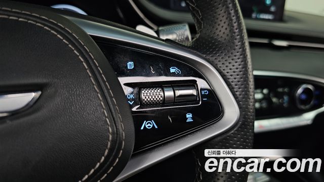 Genesis GV70 2022 — photo 32
