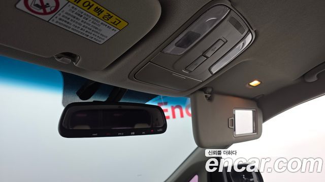 Kia Canival 2019 — photo 16