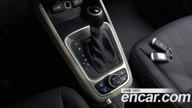 Hyundai Venue 2022 — photo 12