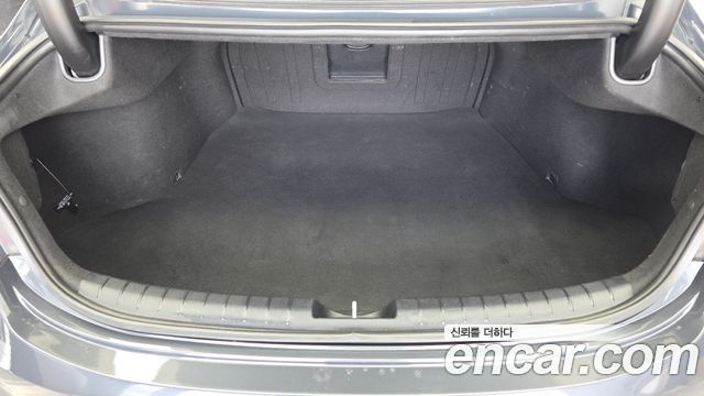 Hyundai Grandeur 2019 — photo 26