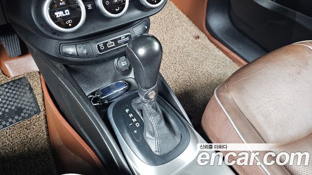 Fiat 500X 2016 — photo 9