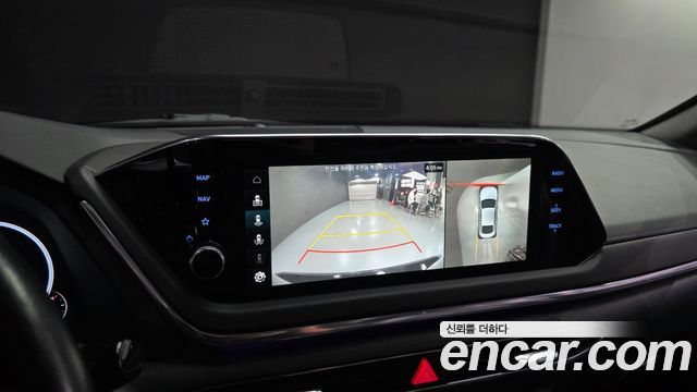 Hyundai Sonata 2023 — photo 16