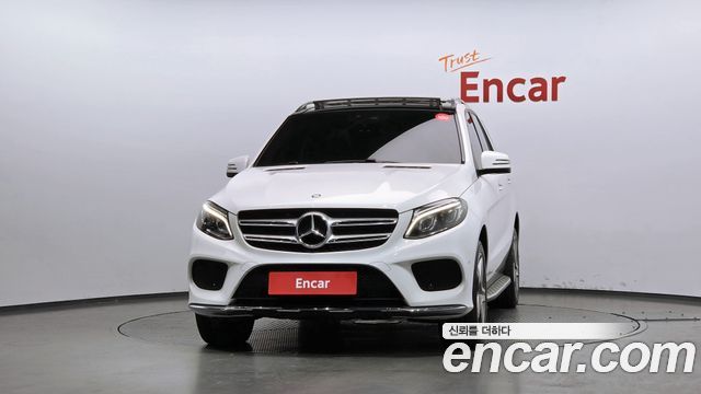 Mercedes-Benz GLE-Class 2016 — photo 3