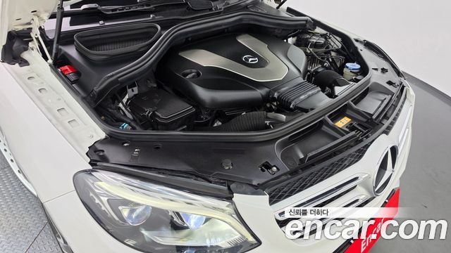 Mercedes-Benz GLE-Class 2016 — photo 6