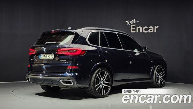 BMW X5 2021 — photo 2