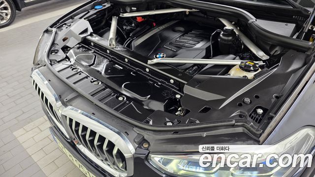BMW X5 2021 — photo 6