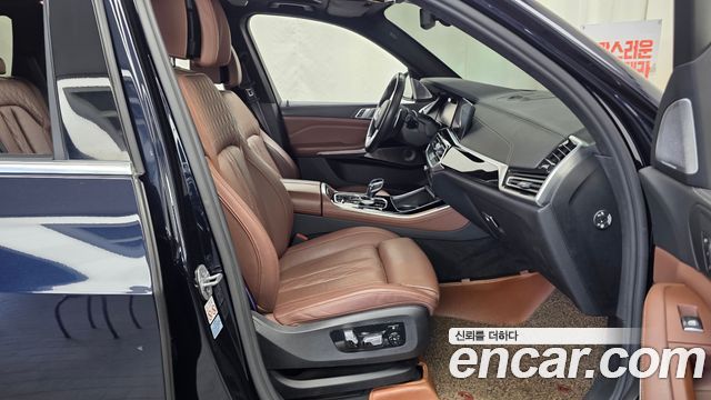 BMW X5 2021 — photo 11