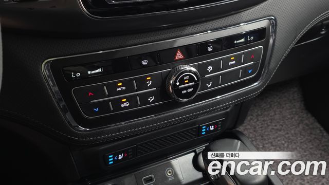 KG Mobility Rexton 2021 — photo 24