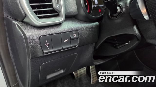 Kia Sportage 2022 — photo 29