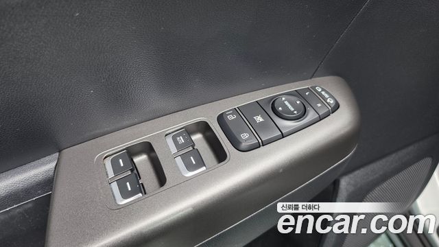 Kia Sportage 2022 — photo 31